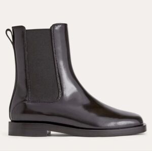 🆕EVERLANE The Chelsea Boot in Patent Leather